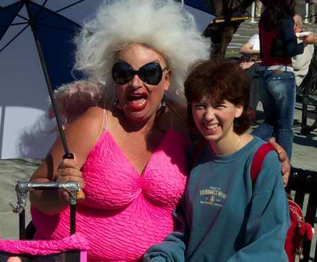 ioanaandtransvestite.jpg